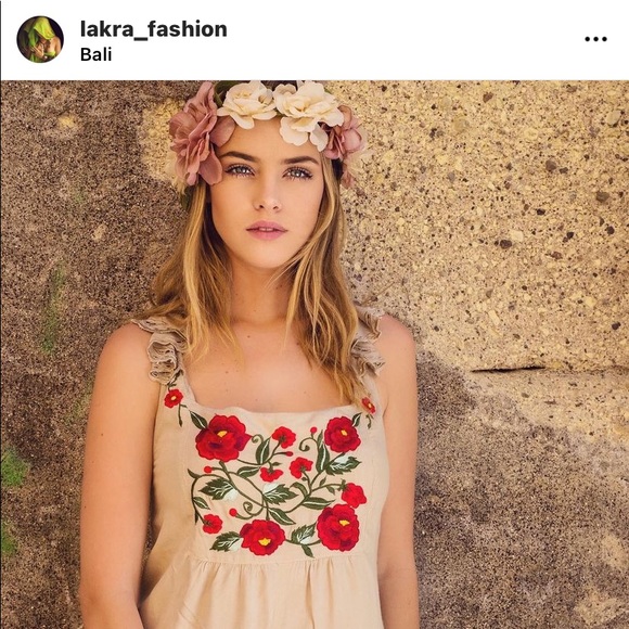 Bali LAKRA Embroidered Roses Crochet Lace Ruffle Playsuit Romper Jumper - Picture 8 of 10